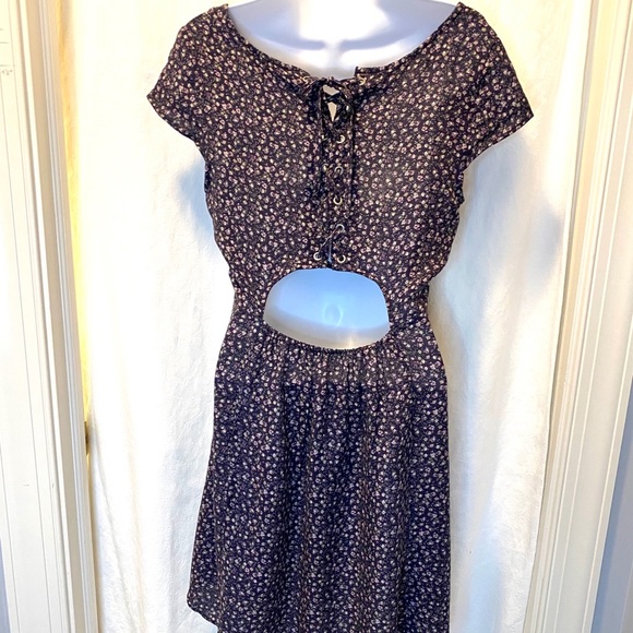Ladies American Eagle Dress - Picture 4 of 8